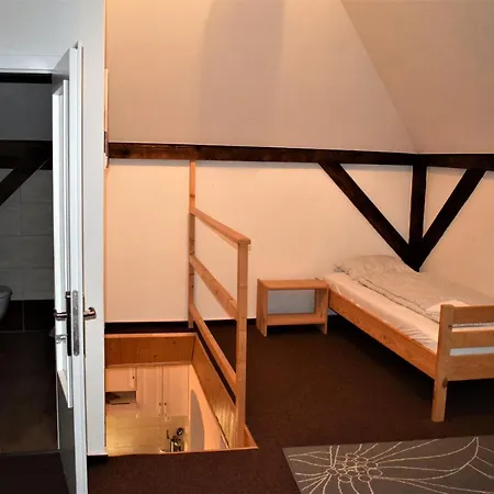 Zidovna Lägenhetshotell Vysoky Chlumec